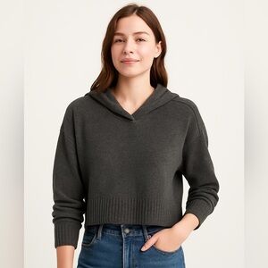 Flirtitude‎ Active Cropped Hoodie Heather Grey Soft Cozy Size L NWT